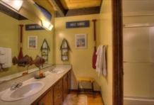 RedAwning Commonwealth Drive Apartment 2